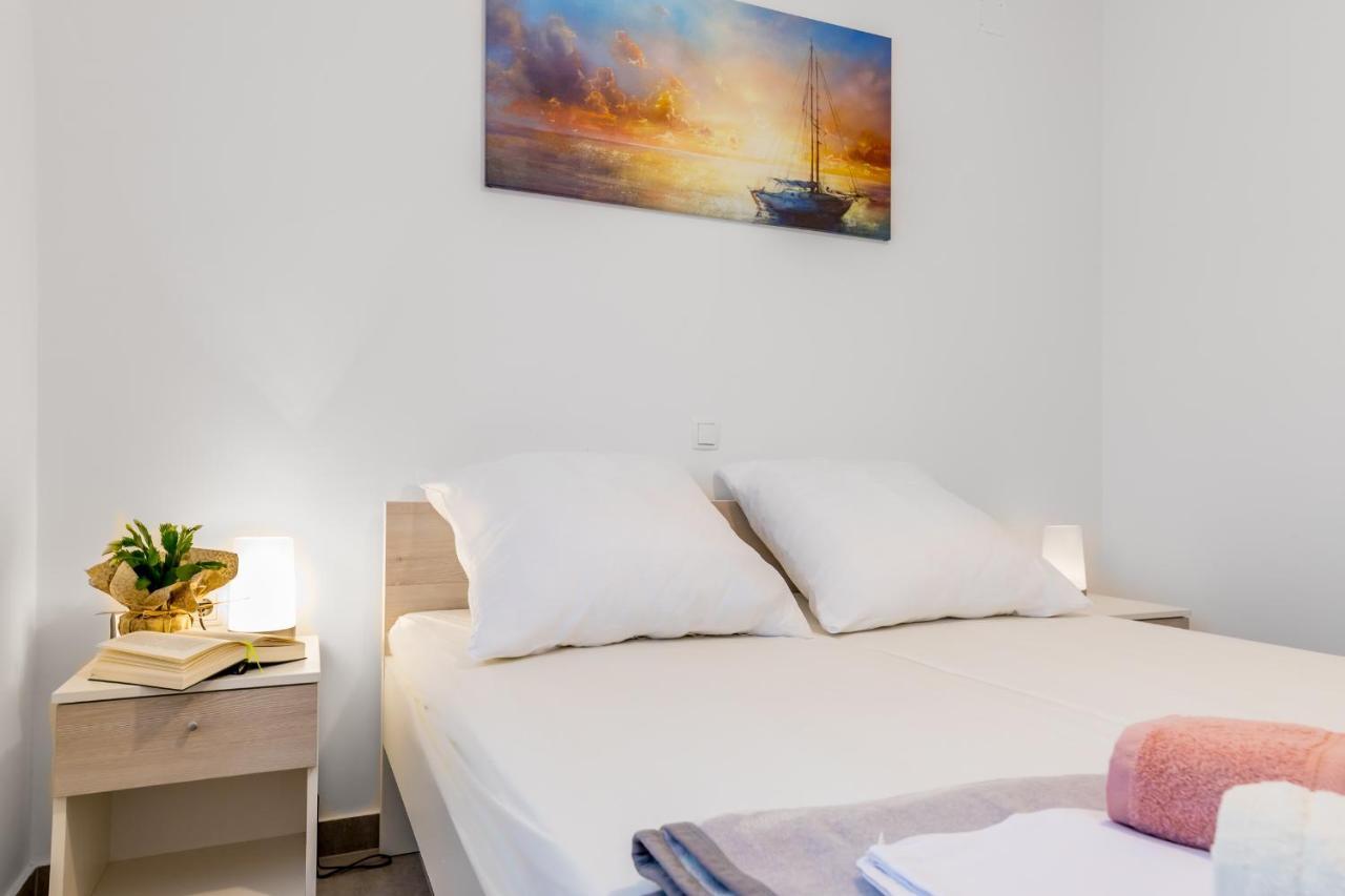 Apartment Lana Baška Exteriör bild